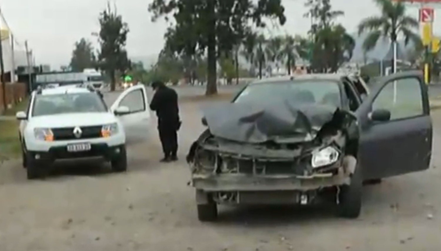 Un Automovilista Totalmente Ebrio Choc Contra Una Camioneta En La