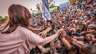 "No vayamos para atrás", pidió Cristina Kirchner