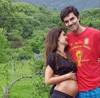 Urtubey e Isabel Macedo recibieron 2018 en Punta del Este