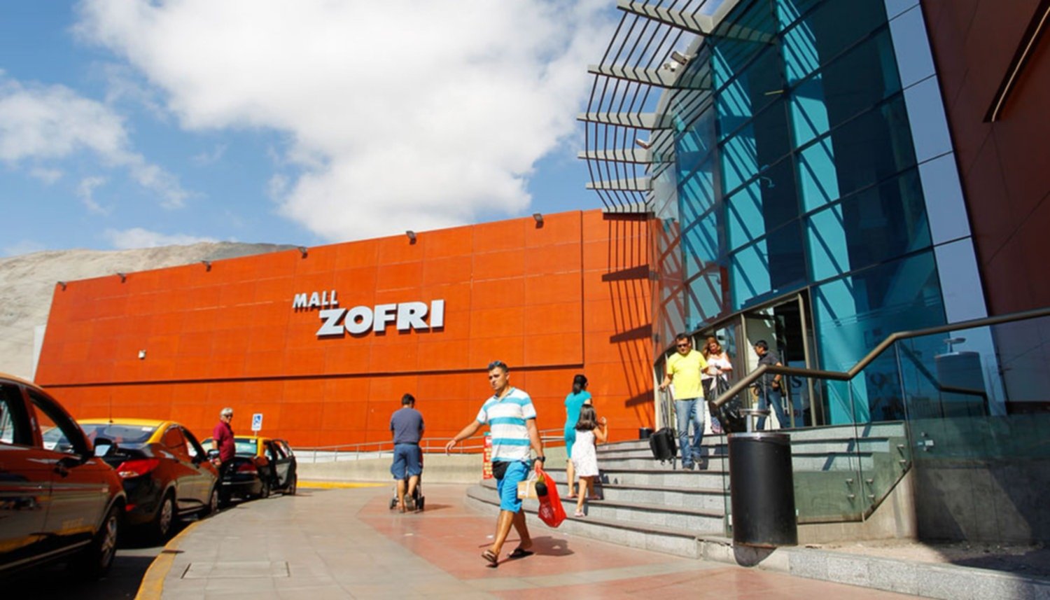 Subió el límite para compras en dólares en free shops — AFIP
