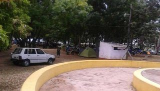 Dos muertos al caer un rayo sobre una carpa en Corrientes