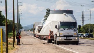 Llegó a Salta la antena del radiotelescopio que se instalará en la Puna