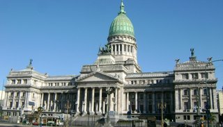 La oposición confía en lograr los votos para rechazar el megadecreto del Gobierno