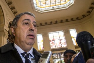 Allanamiento solo fuera del Senado