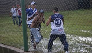 Juventud Antoniana: barras, peleas y vergüenza sin fin