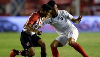 Estudiantes pinchó al rojo en Avellaneda