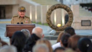 Raúl Castro advierte sobre los "peores escenarios" con los Estados Unidos