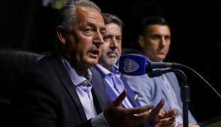 Gustavo Alfaro fue presentado: "Boca no tiene purgatorio: es cielo o infierno"