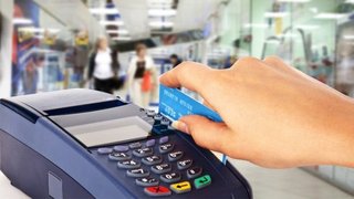 Por estafas reiteradas condenaron a una mujer