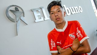 Arapa, un salteño que quiere llegar a Primera en el rojo