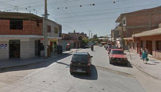 Motochorros armados roban en dos pollerías