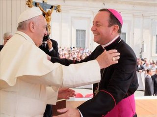 Duro ataque de diputados a la Iglesia y la Justicia por abusos eclesiásticos