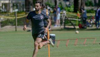 Scocco otra vez afuera