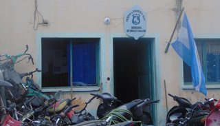Motochorros a tiros le roban la moto a un hombre que se resistió