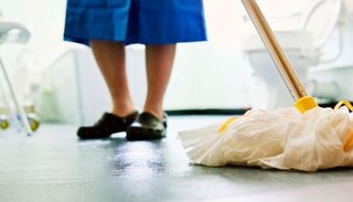 Ya rige el aumento salarial para el personal doméstico