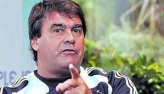 “Llamaron Maradona y todos los campeones del ’86”