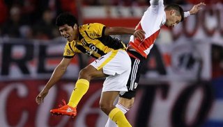 Robert Rojas cerca de arribar al "millonario"