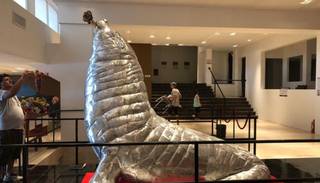 Malvinas y el ARA San Juan en la escultura - homenaje del orfebre Pallarols