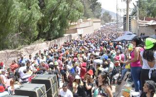 Chaya de mojones en Maimará por un buen año