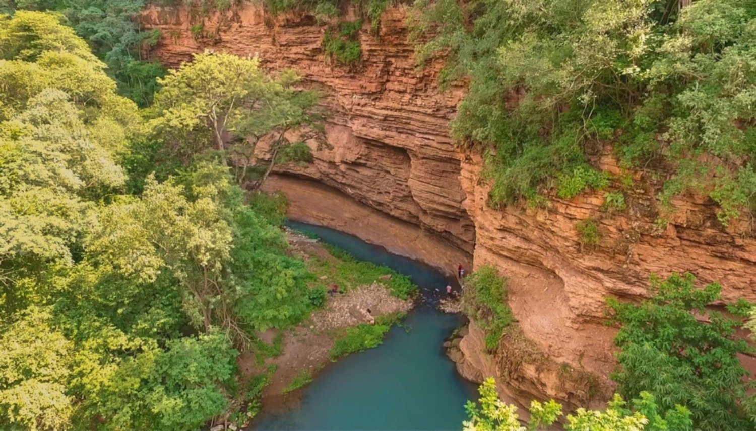 La Cueva de Los Leones, una opción para el trekking