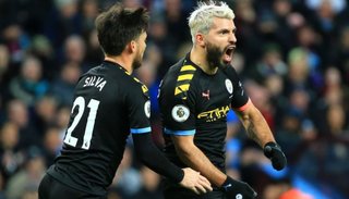 Agüero se metió en la historia de la Premier League