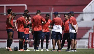 Doble goleada de Independiente frente a Douglas Haig