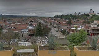 Se atrincheró y amenazó con hacer explotar una garrafa
