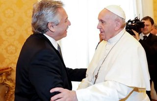 Alberto Fernández y su encuentro con el papa Francisco: “Qué gusto verlo”