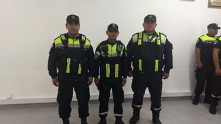 VIDEO. Reconocieron a los tres policías jujeños que ayudaron a una joven a dar a luz