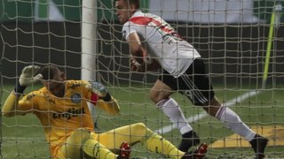 River ganó en Brasil pero no le alcanzó el resultado y se quedó afuera