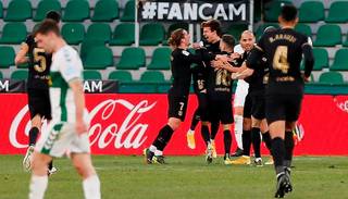 Sin Lionel Messi, Barcelona venció cómodamente al Elche de Almirón