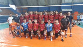 Buen ensayo de Salta Vóley en Tucumán