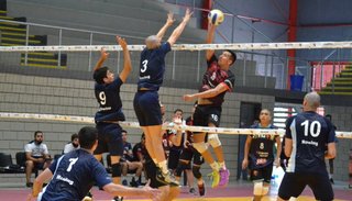 Salta Vóley ganó, pero no le alcanzó