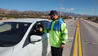 Recuerdan los documentos necesarios y consejos para salir a la ruta en vacaciones