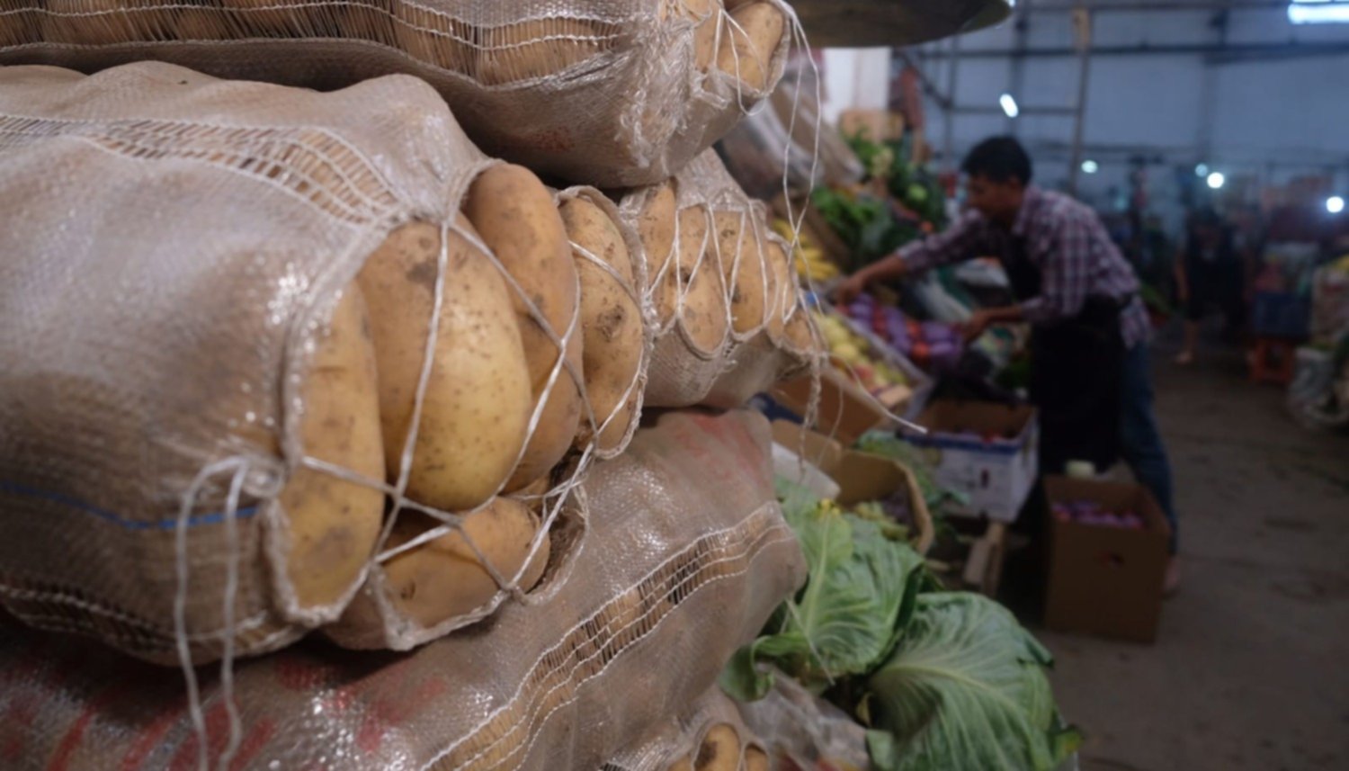 Frutas y verduras duplicaron sus precios en una semana