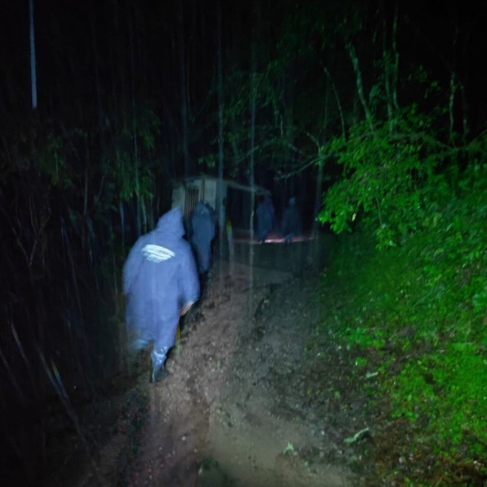 Cinco adolescentes se perdieron en la Quebrada de San Lorenzo y fueron rescatados por la noche
