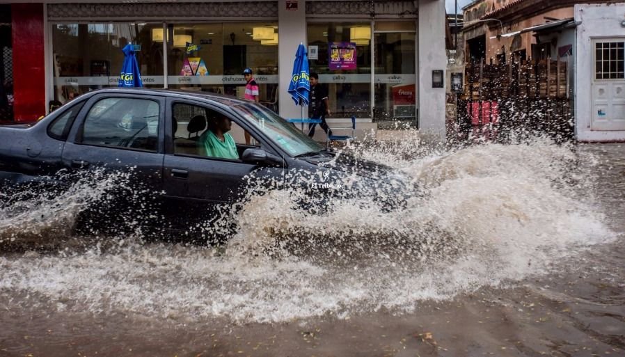El centro de la ciudad, otra vez inundado. Javier Corbalán El centro de la ciudad, otra vez inundado. Javier Corbalán