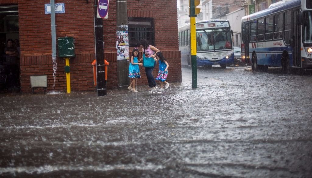 El centro de la ciudad, otra vez inundado. Javier Corbalán El centro de la ciudad, otra vez inundado. Javier Corbalán