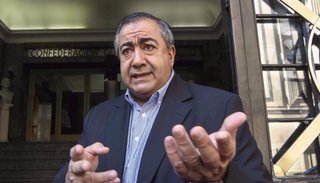 "El poder del salario real retrocedió a niveles de 2010", dijo Daer