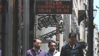 El dólar aumentó y en algunas casas se cambia a $20
