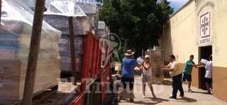 Sigue la polémica por el acopio de la ayuda solidaria