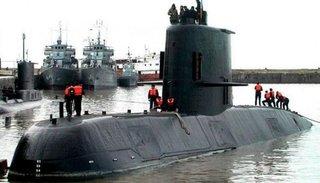 Submarino ARA San Juan: familiares aún esperan a los tripulantes