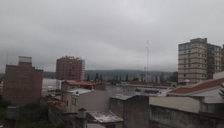 Lloviznas y probabilidades de tormentas aisladas