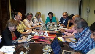 Gremios docentes rechazaron oferta del 5%