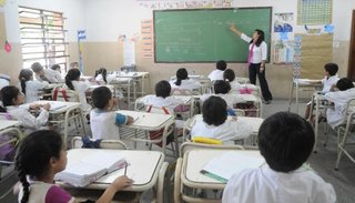 Controlarán que los colegios privados dicten la ESI