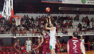 A Salta Basket se le escapó en el final
