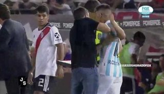 Coudet separó a Ricky Centurión del plantel de Racing