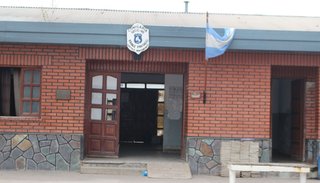 Amenazaba a sus vecinos con un arma de fuego