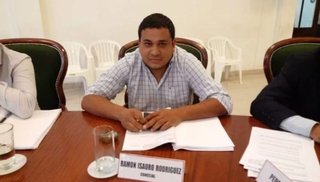 El concejal Rodríguez, acusado de violar a una joven, presentó la renuncia