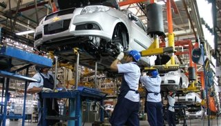 La UIA advirtió que por la crisis "La industria seguirá en caída"